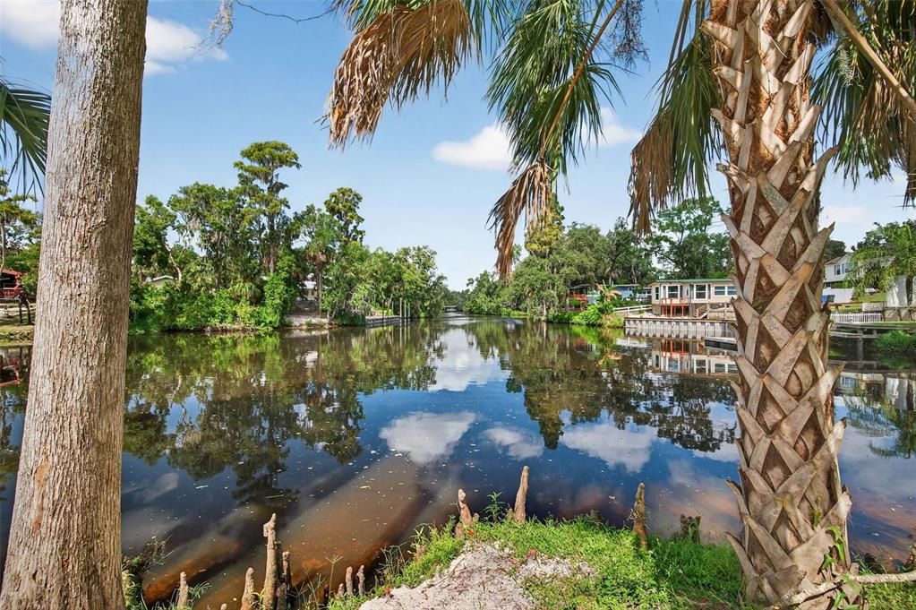 Недавно продано: $325,000 (2 спален, 1 ванн, 700 Квадратных фут)