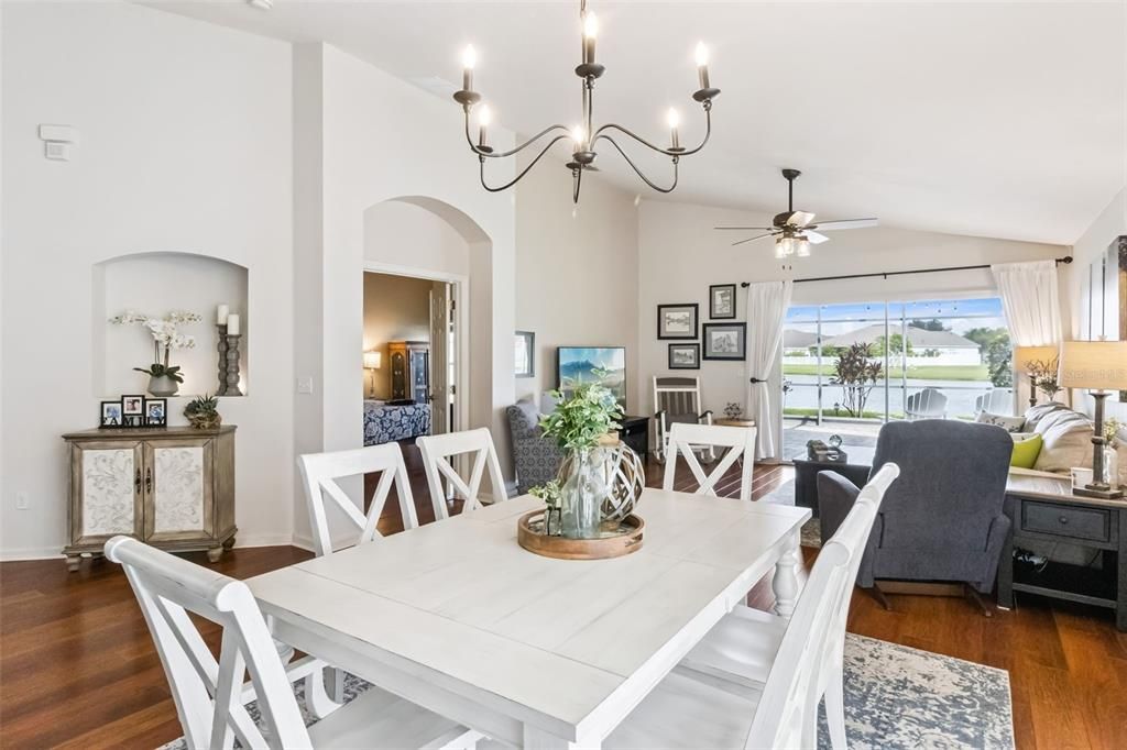 待售: $429,900 (3 贝兹, 2 浴室, 1894 平方英尺)