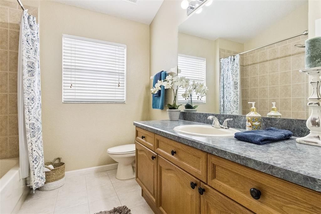 待售: $429,900 (3 贝兹, 2 浴室, 1894 平方英尺)