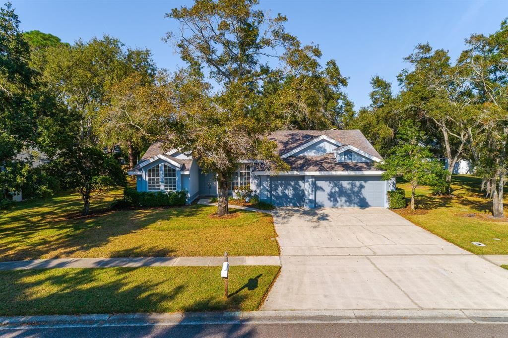 Active With Contract: $699,999 (4 beds, 2 baths, 2359 Square Feet)