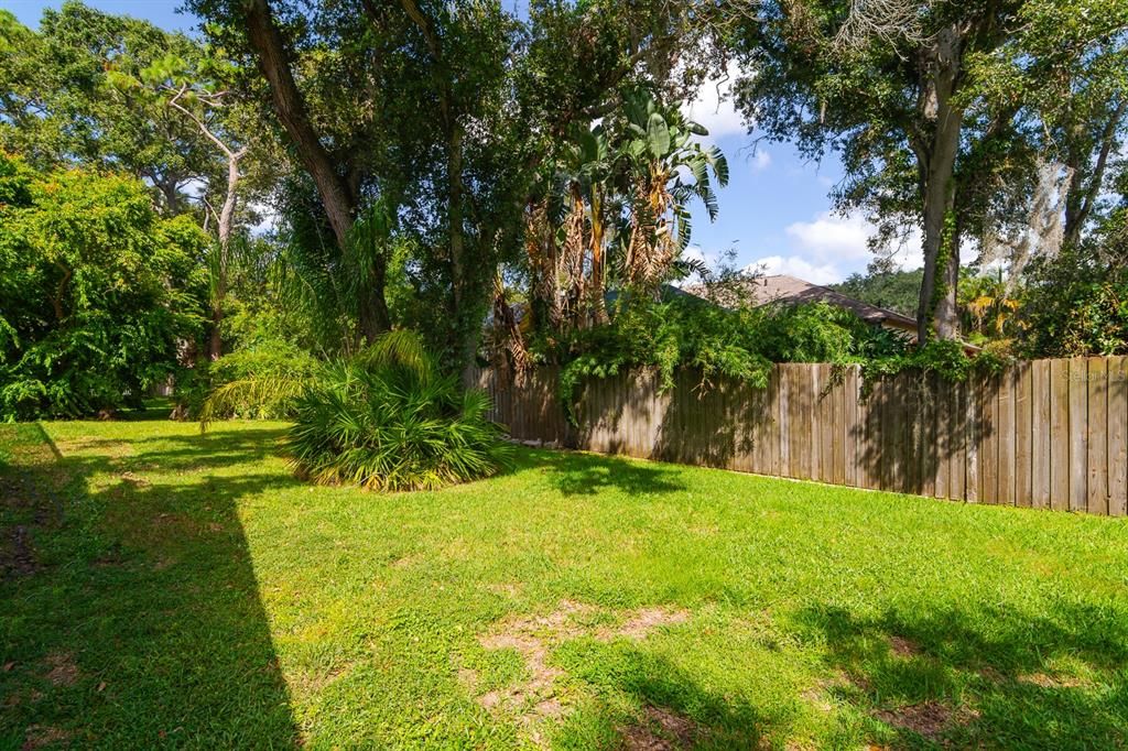 Active With Contract: $699,999 (4 beds, 2 baths, 2359 Square Feet)