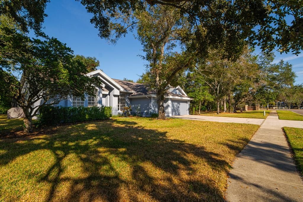 Active With Contract: $699,999 (4 beds, 2 baths, 2359 Square Feet)