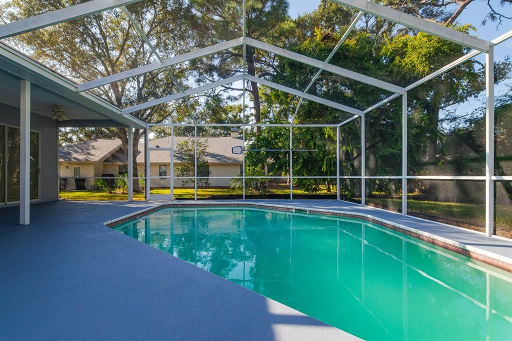 Active With Contract: $699,999 (4 beds, 2 baths, 2359 Square Feet)