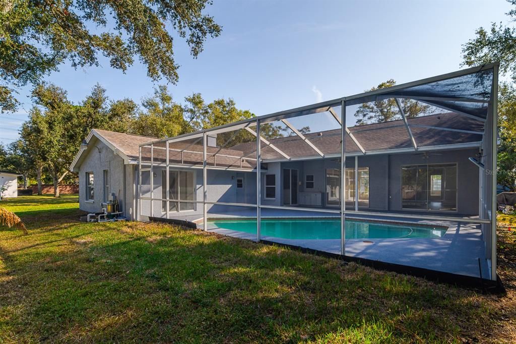 Active With Contract: $699,999 (4 beds, 2 baths, 2359 Square Feet)