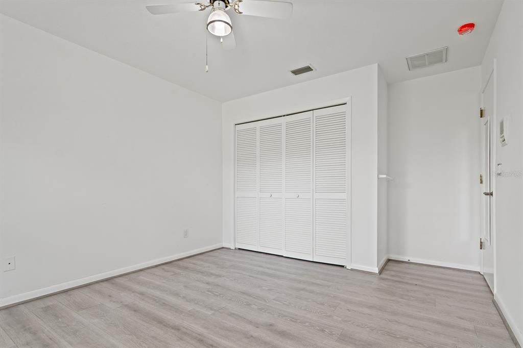 Active With Contract: $699,999 (4 beds, 2 baths, 2359 Square Feet)