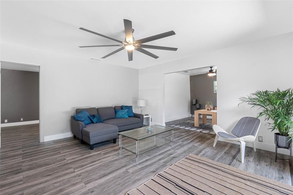 В аренду: $4,995 (3 спален, 3 ванн, 1875 Квадратных фут)