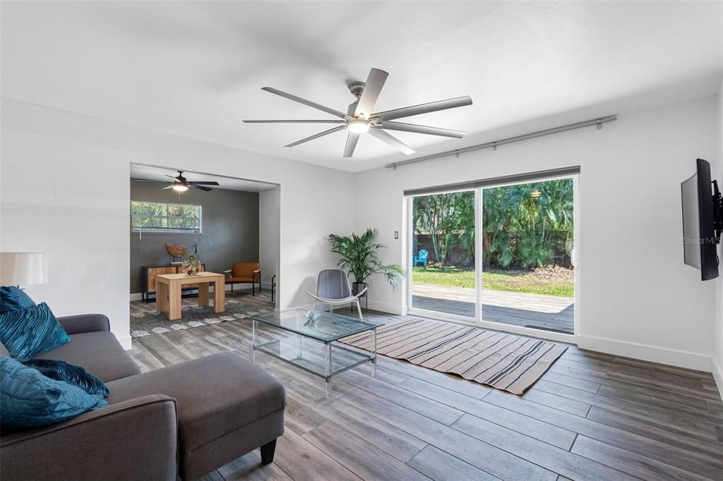 В аренду: $4,995 (3 спален, 3 ванн, 1875 Квадратных фут)