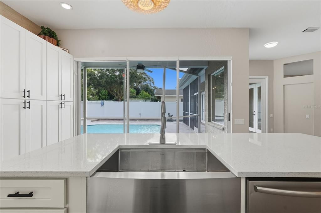 待售: $719,900 (3 贝兹, 2 浴室, 2084 平方英尺)