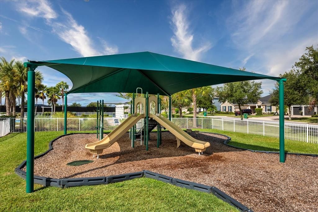 Active With Contract: $779,900 (4 beds, 2 baths, 3091 Square Feet)