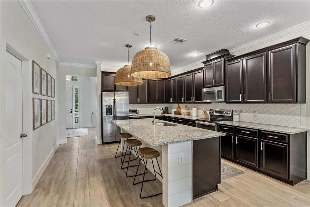 Active With Contract: $779,900 (4 beds, 2 baths, 3091 Square Feet)