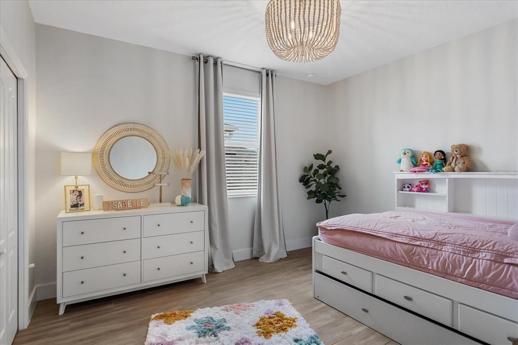 Active With Contract: $779,900 (4 beds, 2 baths, 3091 Square Feet)