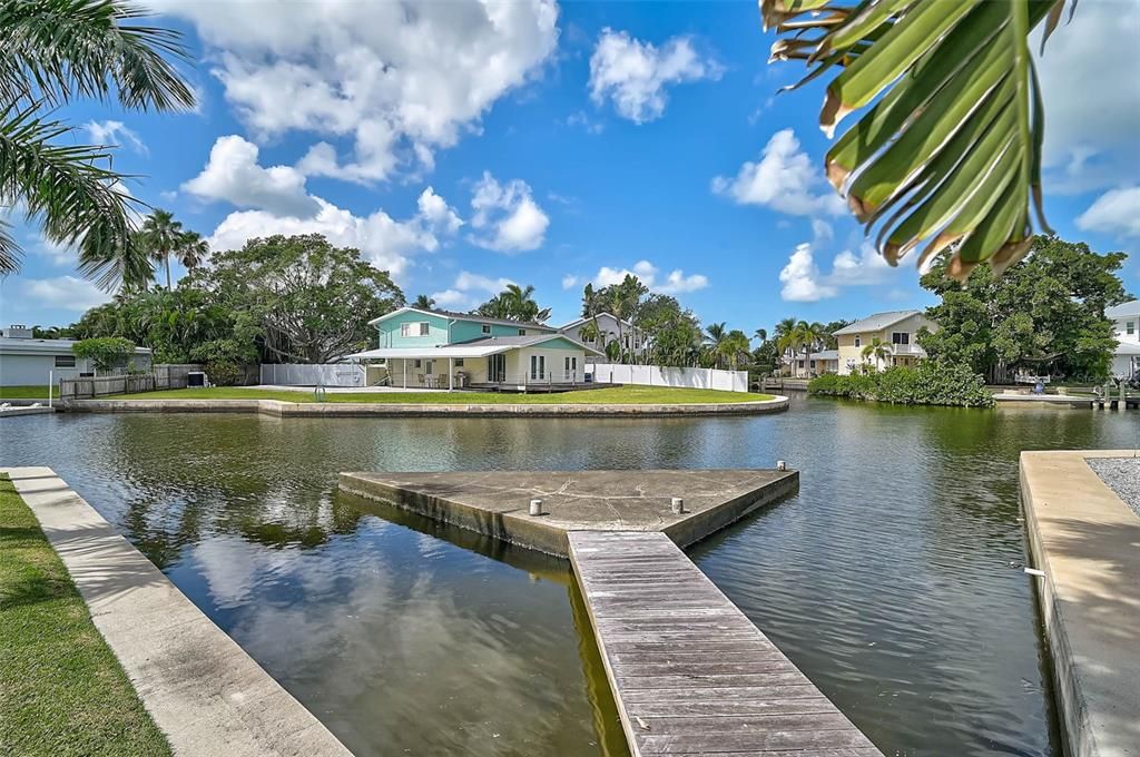 For Sale: $3,500,000 (3 beds, 3 baths, 3471 Square Feet)