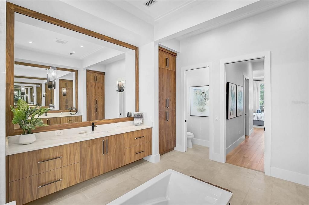 For Sale: $3,500,000 (3 beds, 3 baths, 3471 Square Feet)