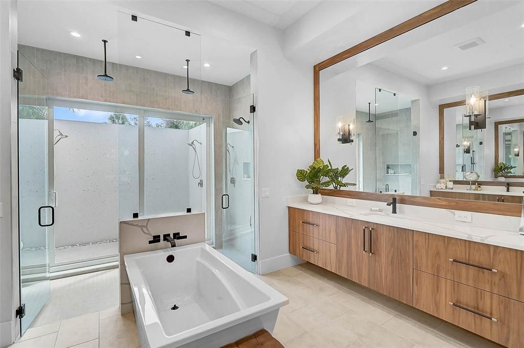 For Sale: $3,500,000 (3 beds, 3 baths, 3471 Square Feet)