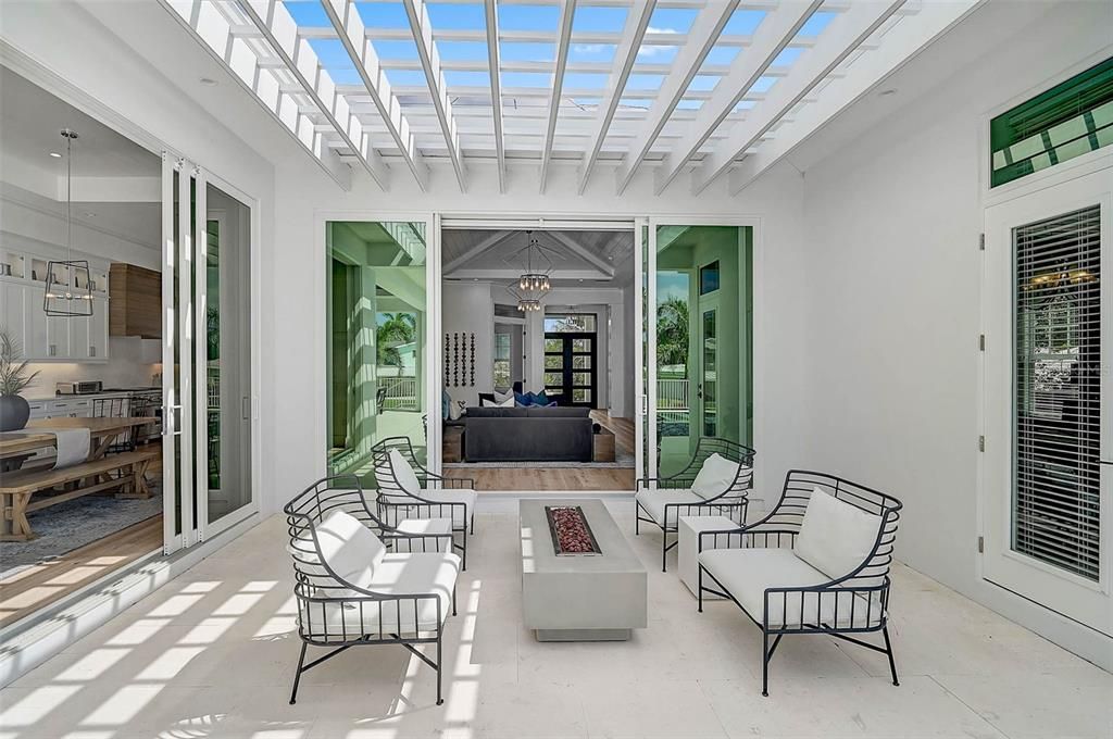 For Sale: $3,500,000 (3 beds, 3 baths, 3471 Square Feet)