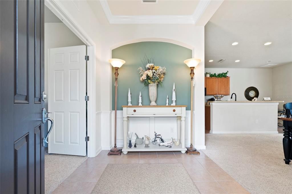 For Sale: $239,900 (2 beds, 2 baths, 1524 Square Feet)