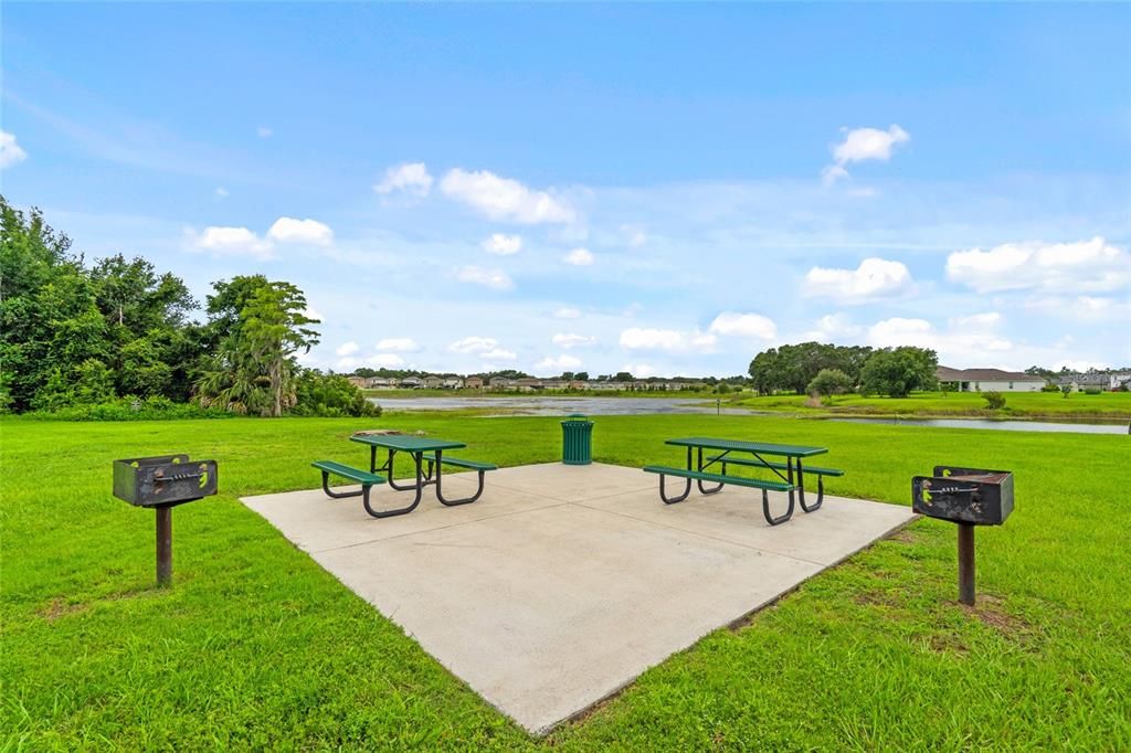 For Sale: $239,900 (2 beds, 2 baths, 1524 Square Feet)