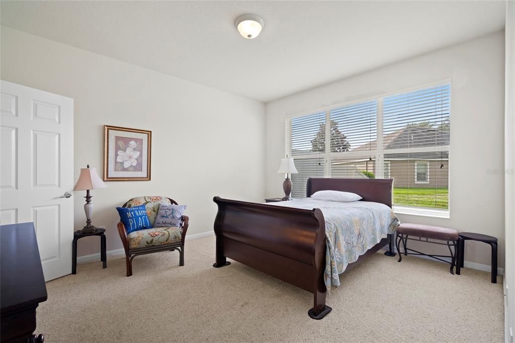 For Sale: $239,900 (2 beds, 2 baths, 1524 Square Feet)