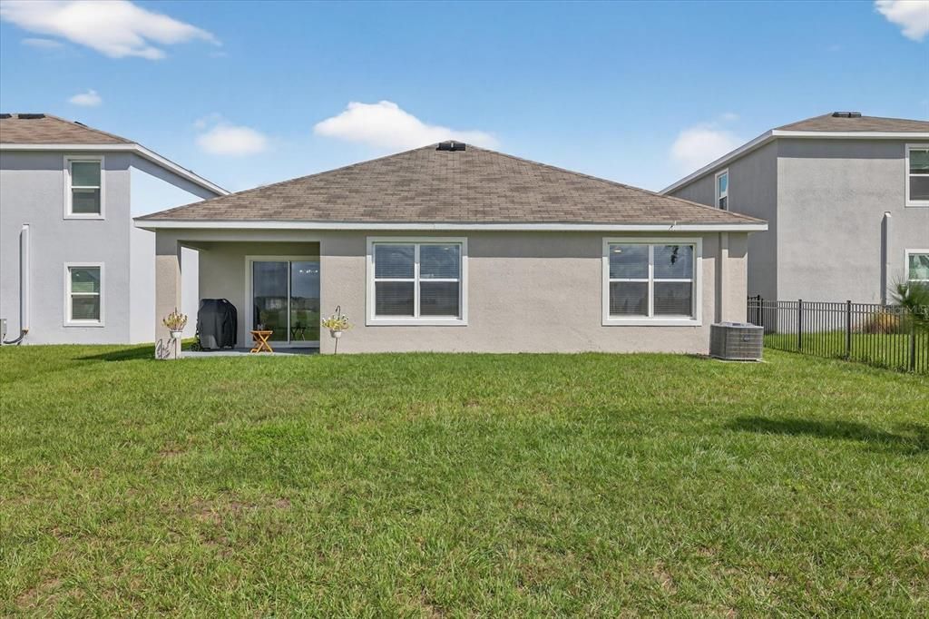 На продажу: $445,000 (4 спален, 2 ванн, 1846 Квадратных фут)