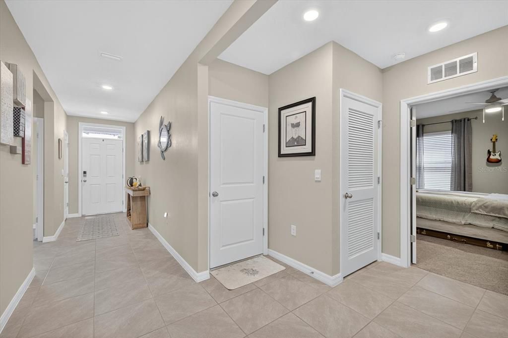 На продажу: $445,000 (4 спален, 2 ванн, 1846 Квадратных фут)