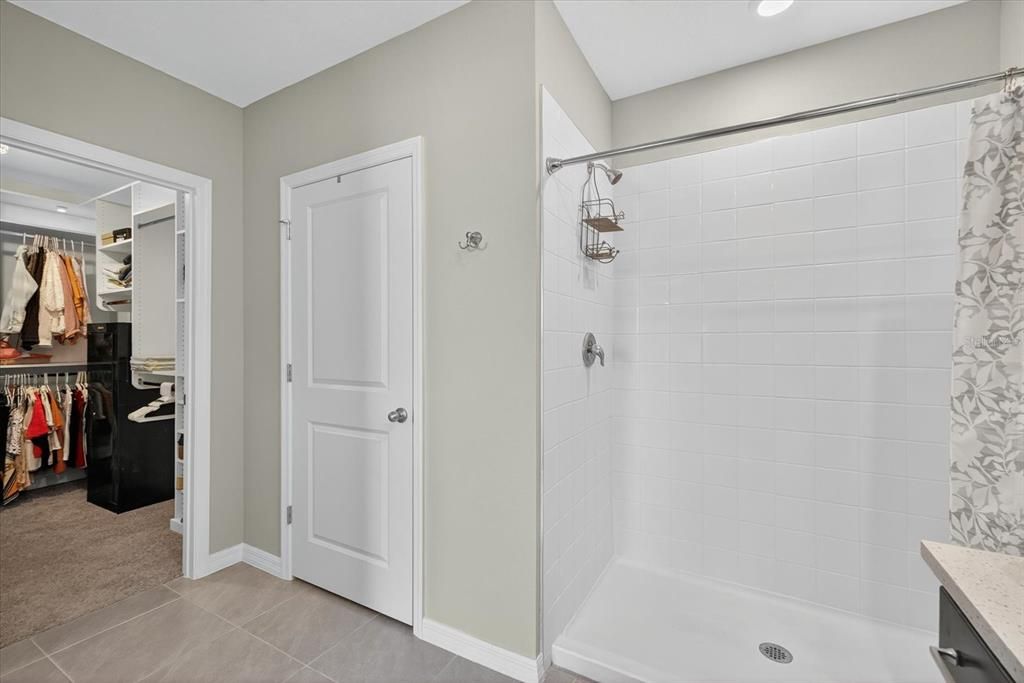 На продажу: $445,000 (4 спален, 2 ванн, 1846 Квадратных фут)