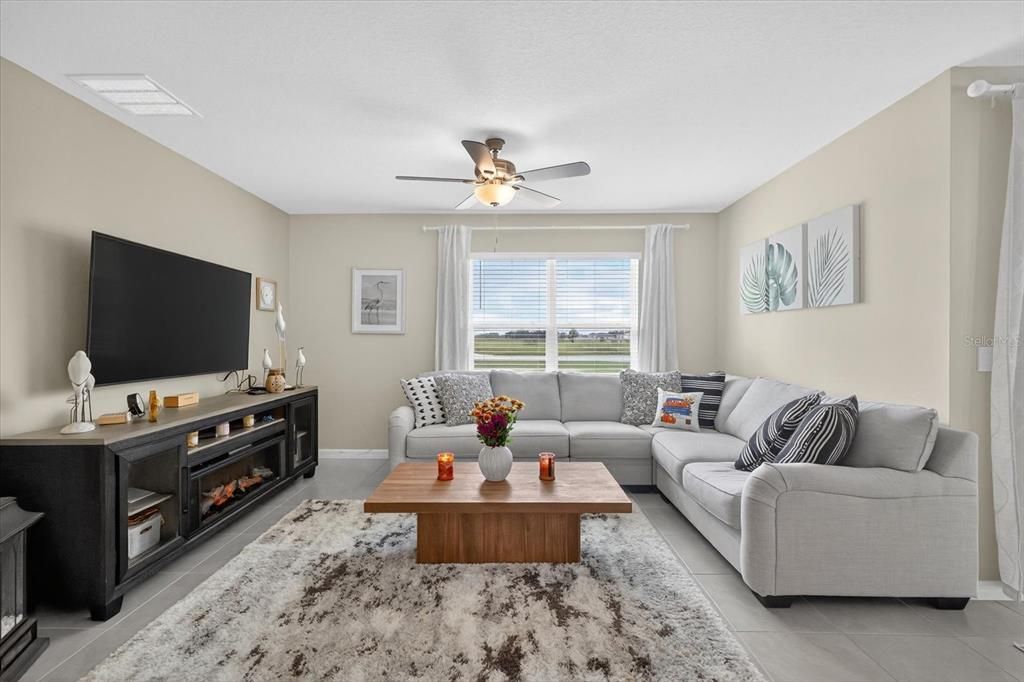 На продажу: $445,000 (4 спален, 2 ванн, 1846 Квадратных фут)