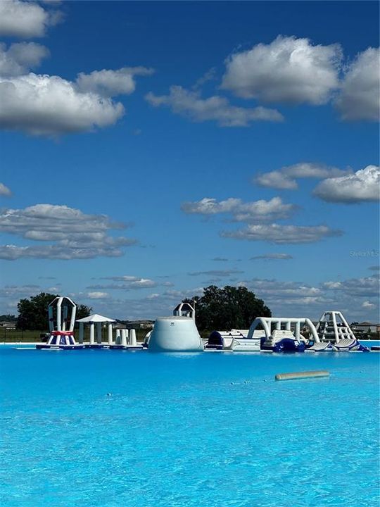 На продажу: $445,000 (4 спален, 2 ванн, 1846 Квадратных фут)