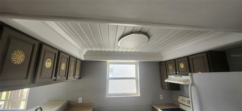 Под контрактом: $185,000 (3 спален, 2 ванн, 1762 Квадратных фут)