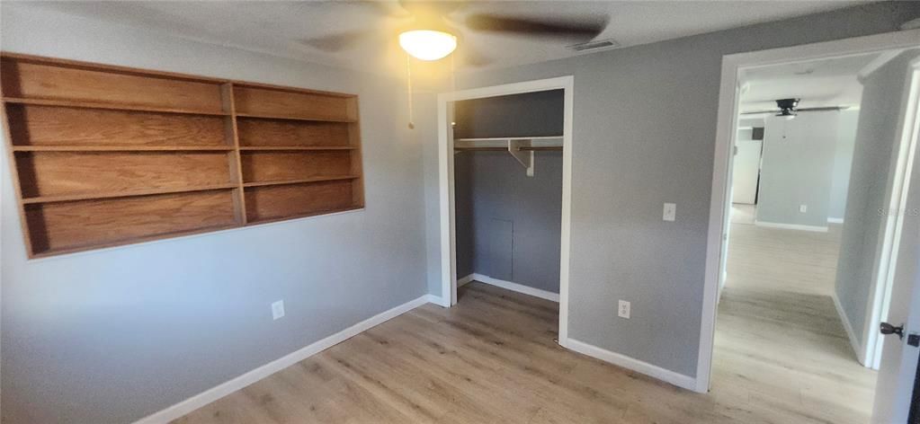 Под контрактом: $185,000 (3 спален, 2 ванн, 1762 Квадратных фут)