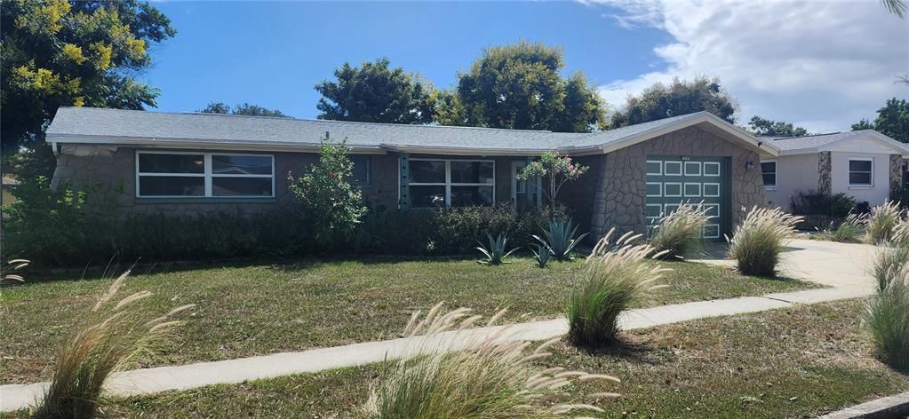 Под контрактом: $185,000 (3 спален, 2 ванн, 1762 Квадратных фут)