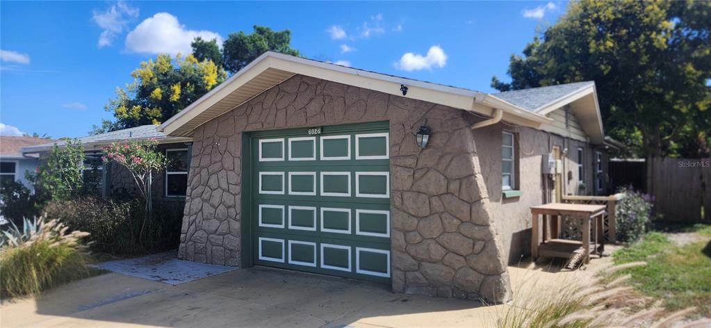 Под контрактом: $185,000 (3 спален, 2 ванн, 1762 Квадратных фут)