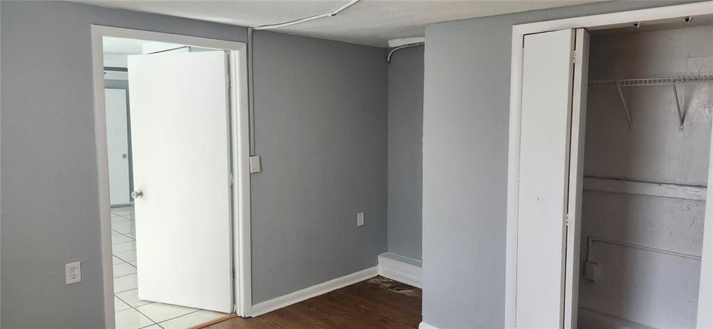 Под контрактом: $185,000 (3 спален, 2 ванн, 1762 Квадратных фут)