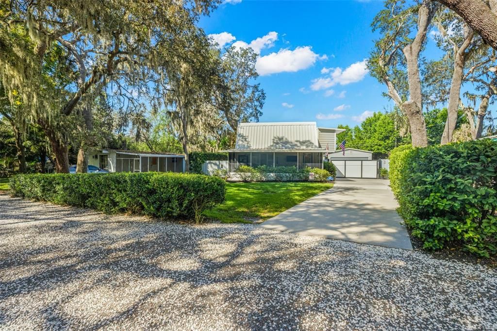 待售: $430,000 (2 贝兹, 1 浴室, 1071 平方英尺)