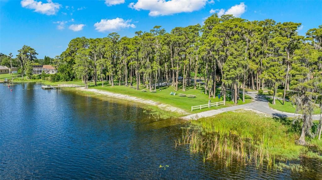 待售: $430,000 (2 贝兹, 1 浴室, 1071 平方英尺)