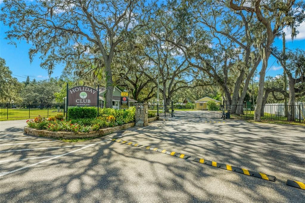 待售: $430,000 (2 贝兹, 1 浴室, 1071 平方英尺)