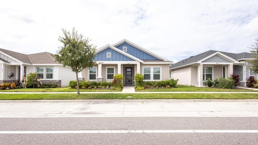 Active With Contract: $380,000 (3 beds, 2 baths, 1620 Square Feet)