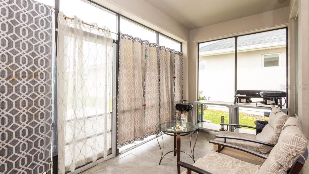 Active With Contract: $380,000 (3 beds, 2 baths, 1620 Square Feet)