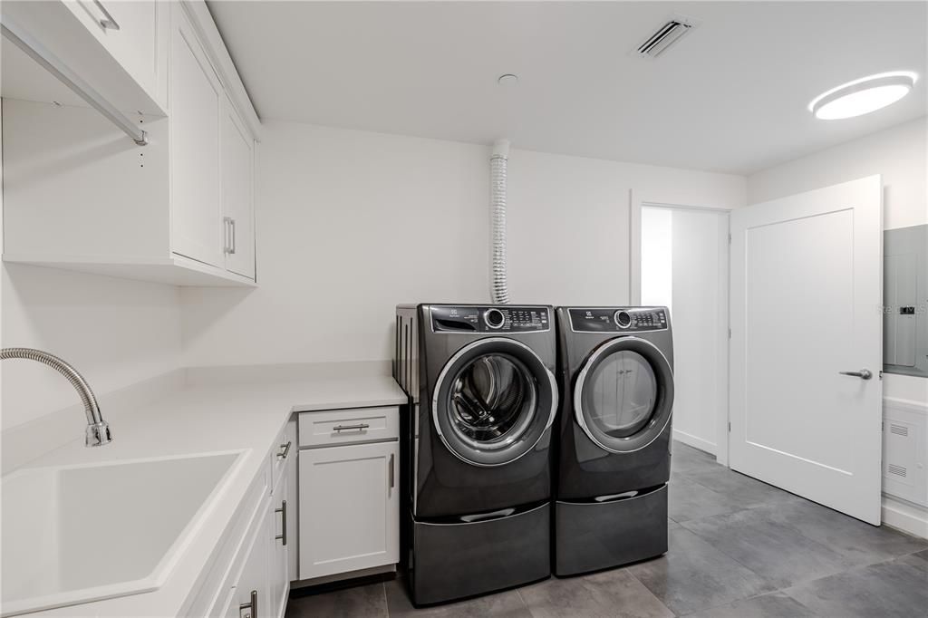 待售: $1,125,000 (3 贝兹, 3 浴室, 2722 平方英尺)