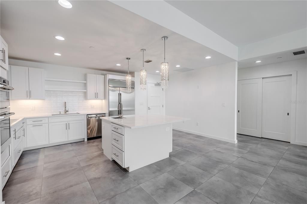 待售: $1,125,000 (3 贝兹, 3 浴室, 2722 平方英尺)