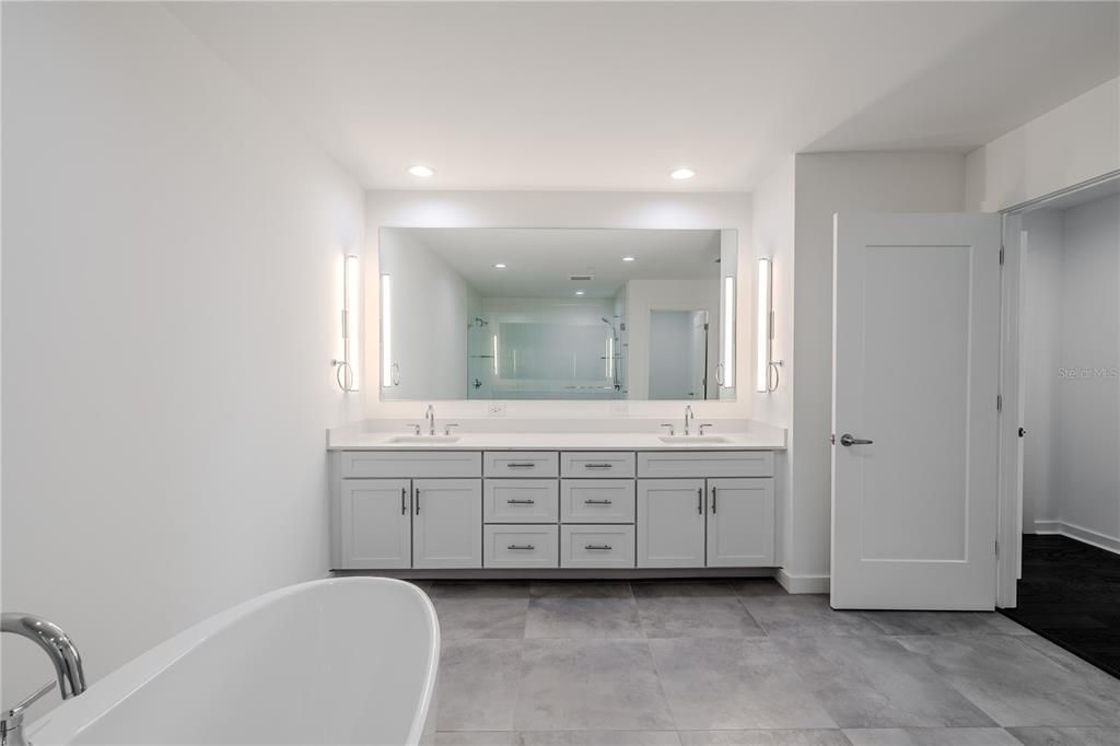 待售: $1,125,000 (3 贝兹, 3 浴室, 2722 平方英尺)