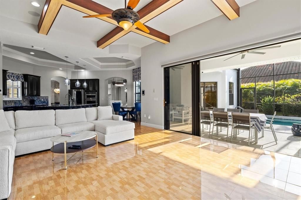 En Renta: $22,000 (4 camas, 4 baños, 4711 Pies cuadrados)