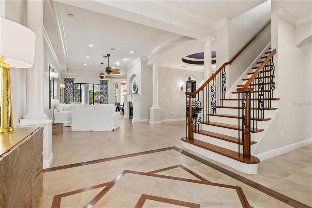 En Renta: $22,000 (4 camas, 4 baños, 4711 Pies cuadrados)