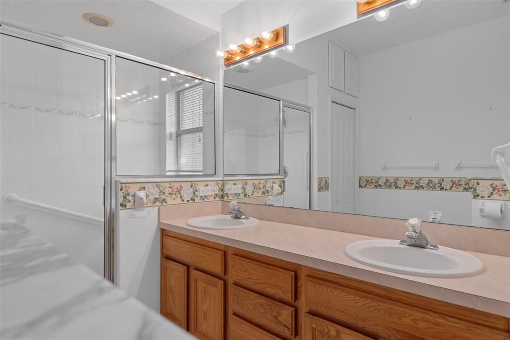 En Venta: $310,000 (3 camas, 2 baños, 1843 Pies cuadrados)