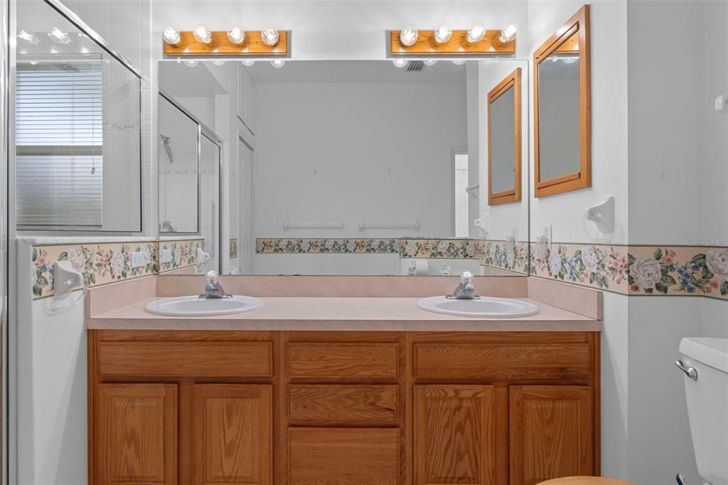 En Venta: $310,000 (3 camas, 2 baños, 1843 Pies cuadrados)