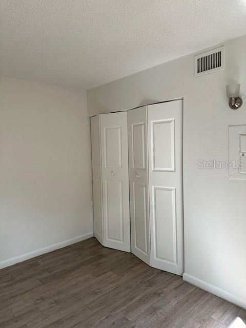 For Rent: $1,300 (1 beds, 1 baths, 560 Square Feet)