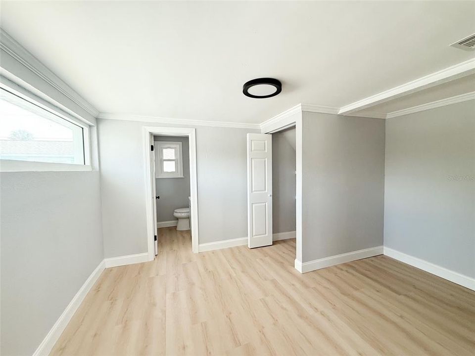 待售: $898,900 (4 贝兹, 3 浴室, 2340 平方英尺)