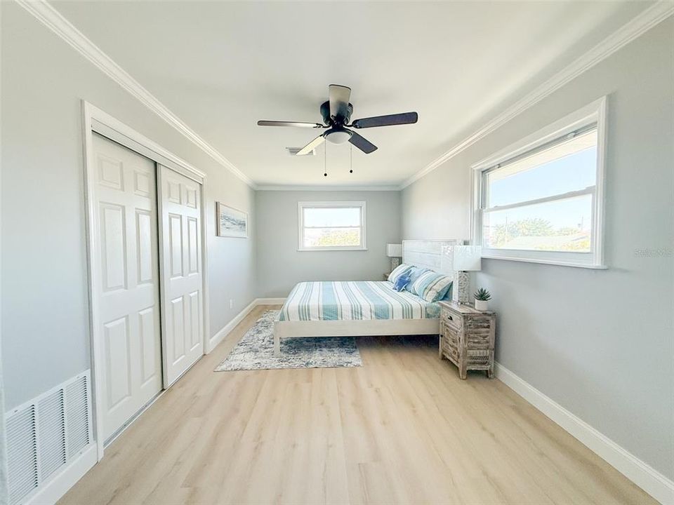 For Sale: $849,900 (4 beds, 3 baths, 2340 Square Feet)