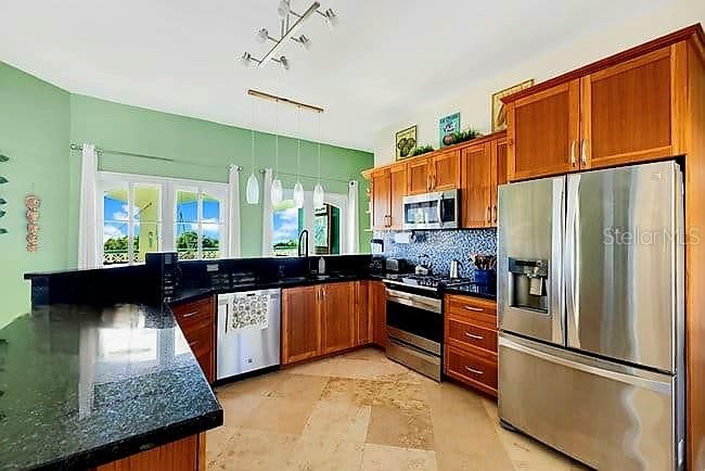 На продажу: $1,595,000 (4 спален, 3 ванн, 3688 Квадратных фут)