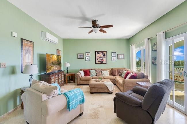 На продажу: $1,595,000 (4 спален, 3 ванн, 3688 Квадратных фут)