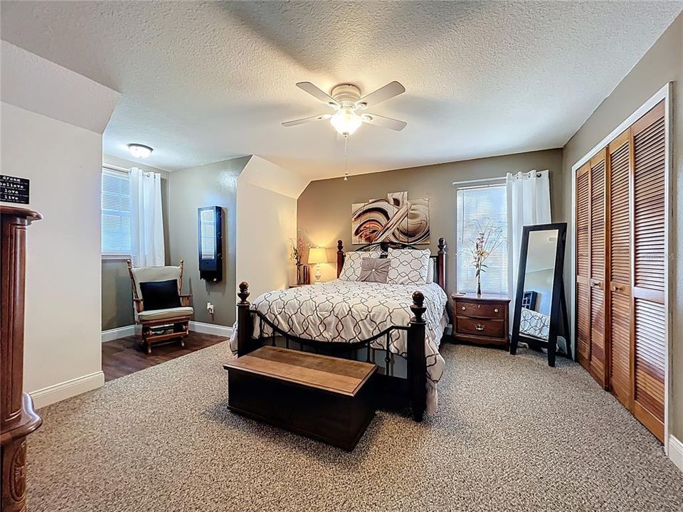 На продажу: $1,100,000 (3 спален, 2 ванн, 2939 Квадратных фут)